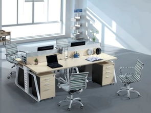 北京海淀辦公家具廠 定制辦公桌與朝陽屏風隔斷一站式解決方案